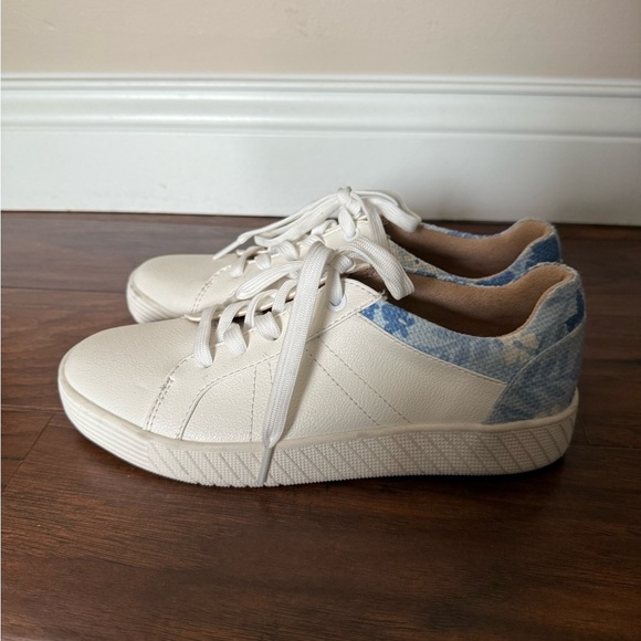 NWOT Naturalizer Soul Neela Women's White and Blue Sporty Sneakers-Size 6 - Picture 5 of 9